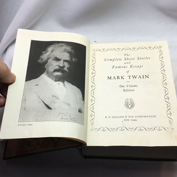 The Complete Short Stories and Famous Essays of Mark Twain, One Volume Edition - Picture 7 of 14
